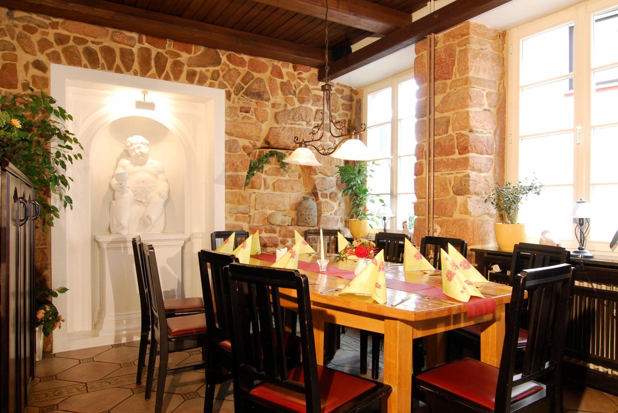 Wirtshaus Zum Pferdemarkt Hotel Saarburg Ngoại thất bức ảnh