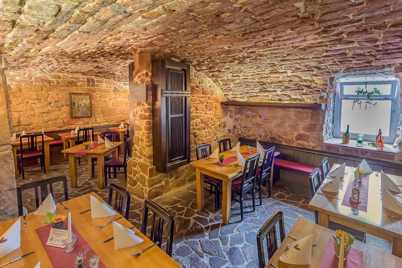 Wirtshaus Zum Pferdemarkt Hotel Saarburg Ngoại thất bức ảnh