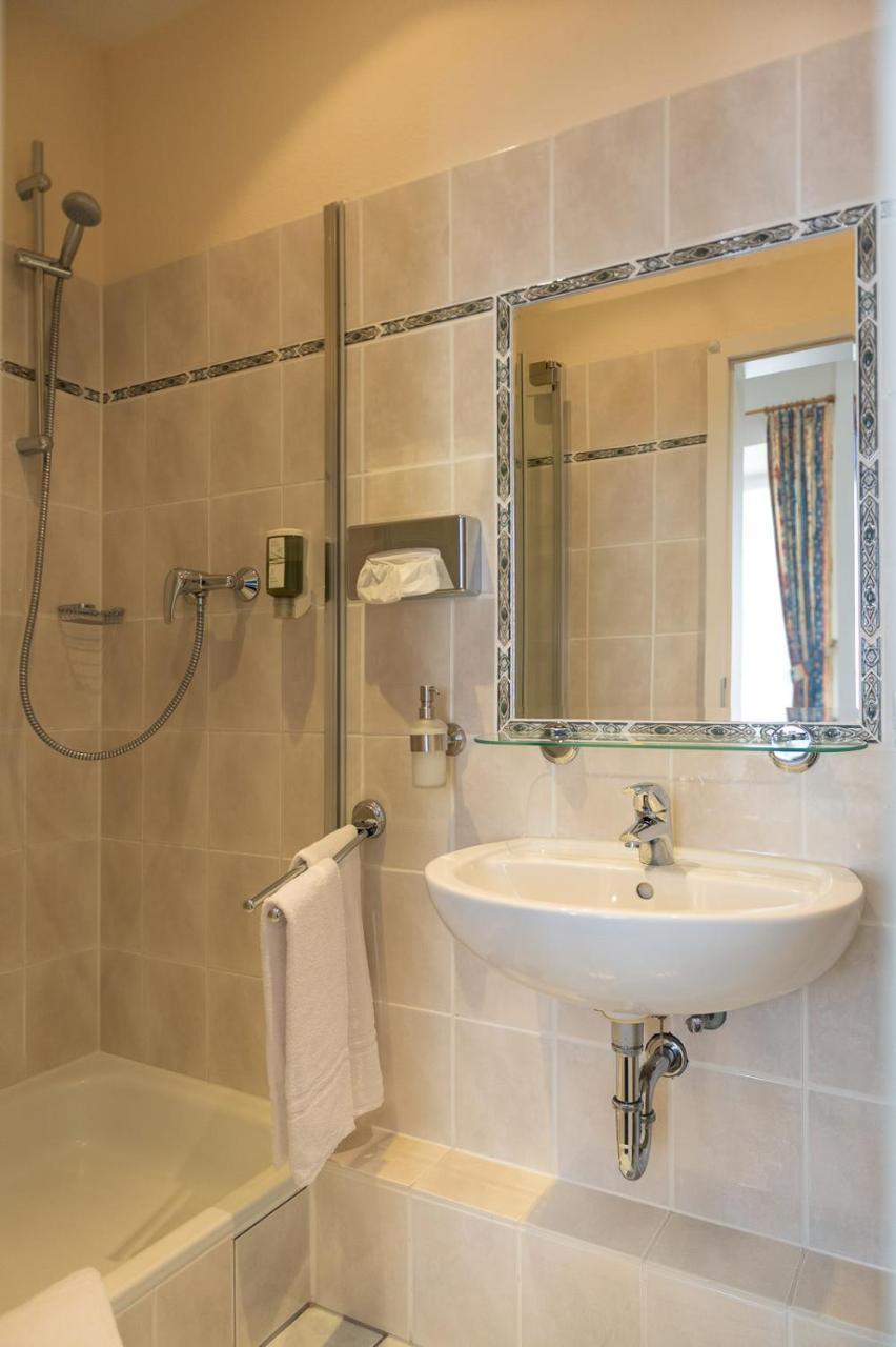 Wirtshaus Zum Pferdemarkt Hotel Saarburg Ngoại thất bức ảnh