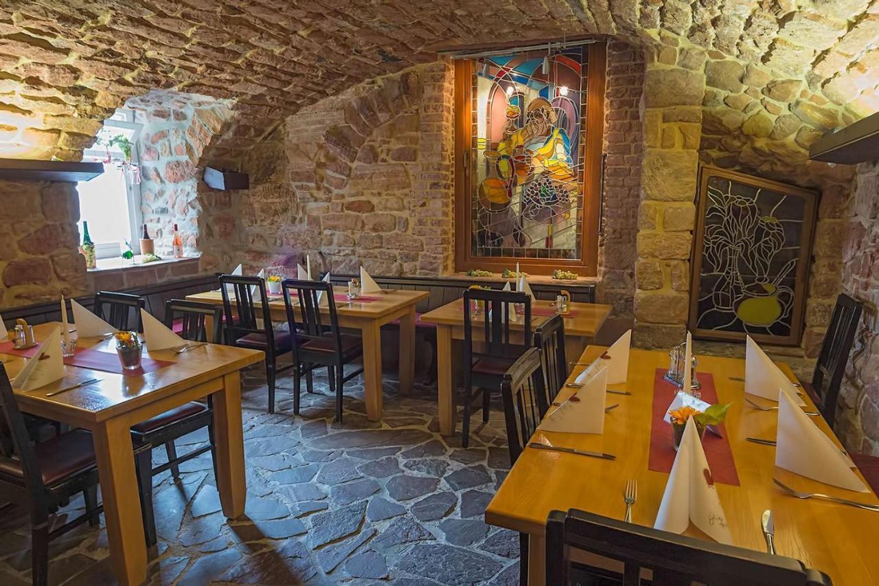 Wirtshaus Zum Pferdemarkt Hotel Saarburg Ngoại thất bức ảnh
